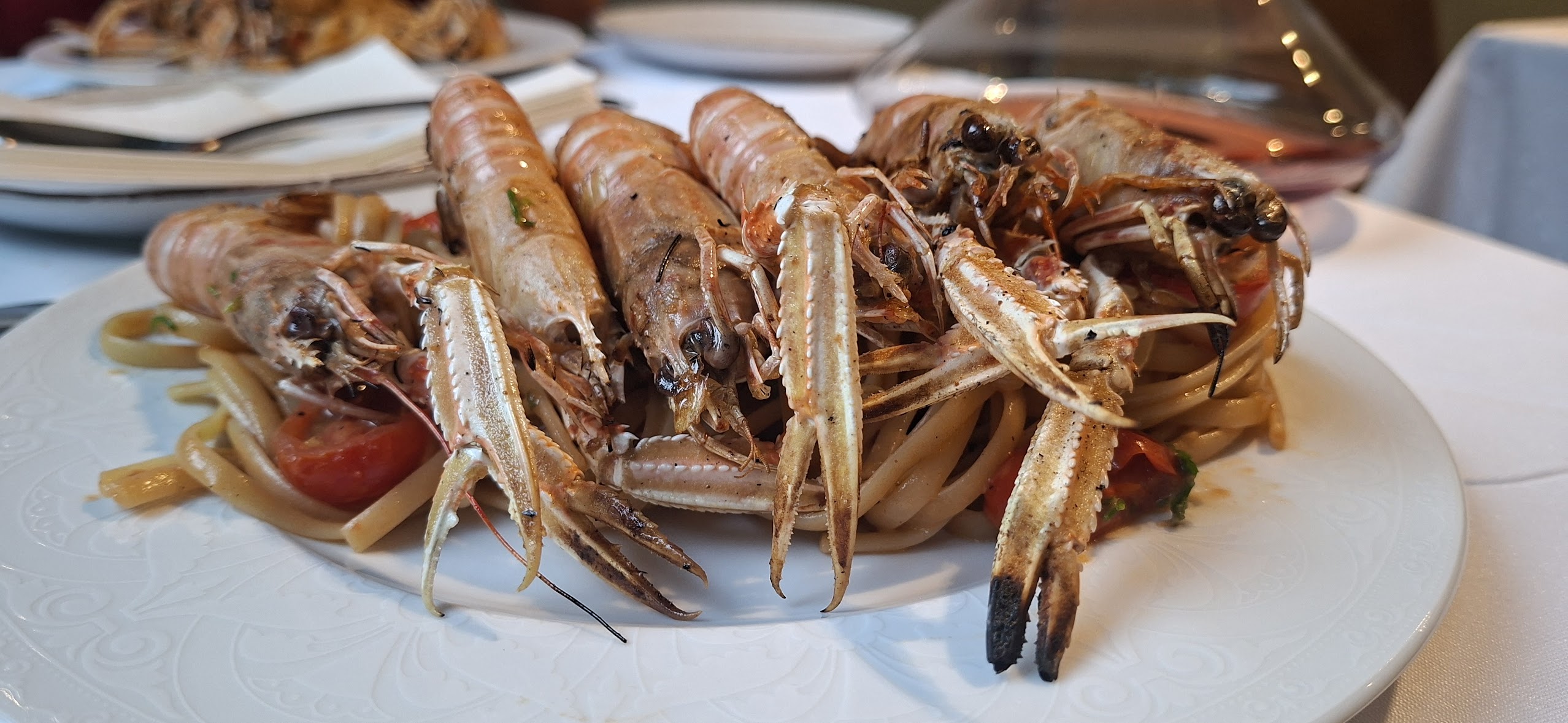 Langoustines with linguine — illustrative
